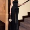 طقم توب أسود وسروال عالي الخصر