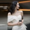 3d94faa5-f715-438b-bb2d-f24ee74569ae.jpg ثوب زفاف خفيف قصير للنساء
