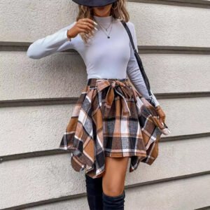 تنورة قصيرة كاجوال بحزام منقوش للنساء