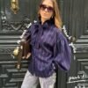 قميص نسائي مريح مخطط بألوان متباينة