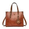 حقيبة نسائية أنيقة من جلد البقر بالشمع الزيتي