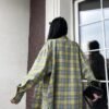 قميص نسائي بتصميم ريترو سهل المطابقة مع ياقة قميص فضفاضة بأكمام طويلة