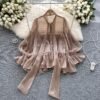 قميص بتصميم متخصص مع أكمام جرس BOWKNOT مطرز