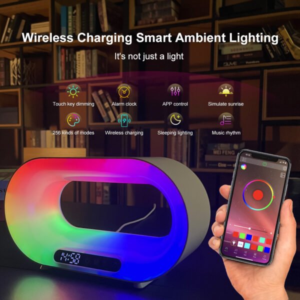 مصباح ليلي LED 3 في 1 متعدد الوظائف مع تطبيق للتحكم في جو RGB ومصباح مكتب ذكي متعدد الوظائف وشاحن لاسلكي وساعة منبه