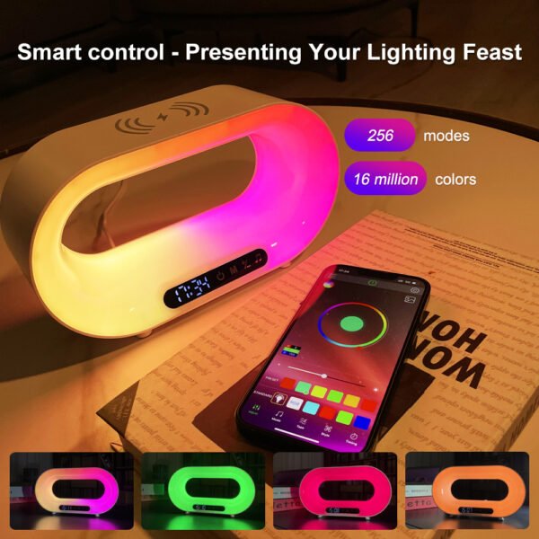 مصباح ليلي LED 3 في 1 متعدد الوظائف مع تطبيق للتحكم في جو RGB ومصباح مكتب ذكي متعدد الوظائف وشاحن لاسلكي وساعة منبه