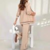 بدلة نسائية مكونة من قطعتين بتصميم ضلعي عصري