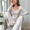 بدلة نسائية مكونة من قطعتين من الدانتيل بتصميم عصري مخصص