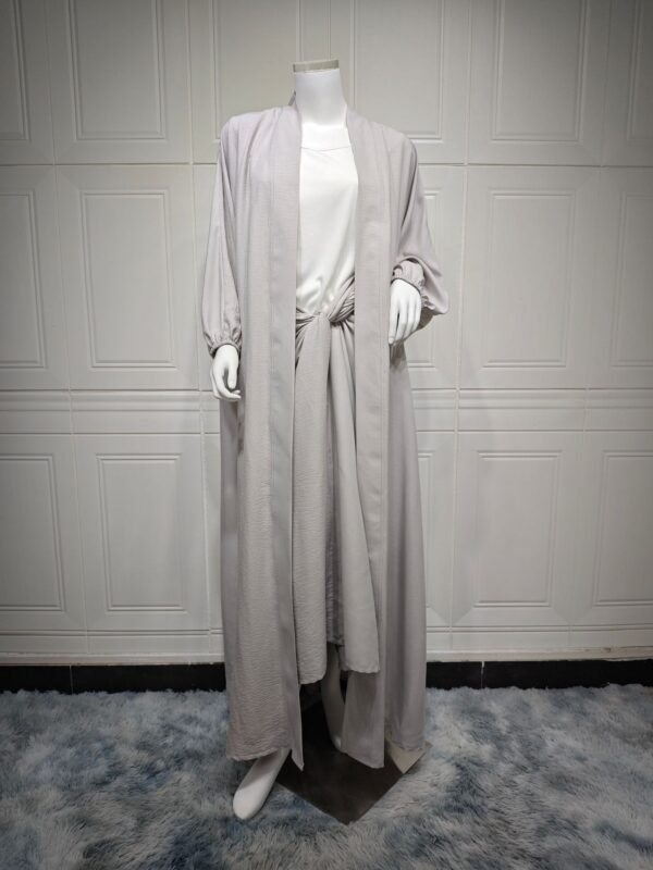 طقم رداء مكون من قطعتين مع تنورة بخصر مشدود