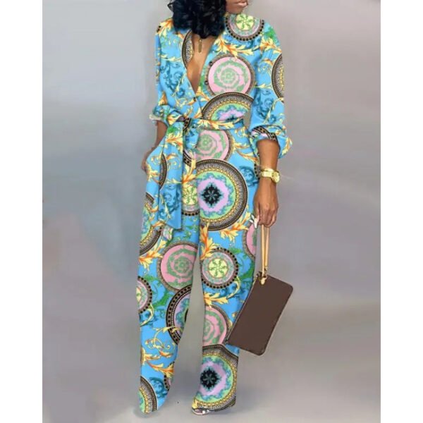 729754af-6235-4c48-934c-a91469be225b.jpg جمبسوت كاجوال بأكمام طويلة وأزرار مطبوعة على الطراز الأوروبي والأمريكي وخصر مرتفع وساق مستقيمة