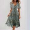 219f14f1-ea18-47fa-ad0d-fab6caac95c8.jpg فستان شيفون مطبوع بأكمام قصيرة، فساتين صيفية أنيقة بفتحة رقبة على شكل حرف V، ملابس نسائية