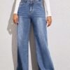 بنطلون جينز واسع الساق من Catsuo Camisole بخصر عالٍ