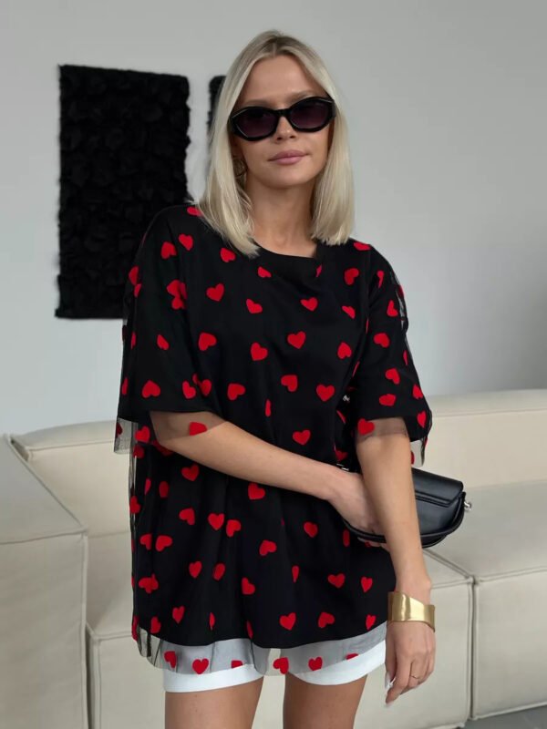 تي شيرت نسائي فضفاض بأكمام قصيرة ورقبة دائرية على الطراز الأوروبي والأمريكي بخياطة شبكية