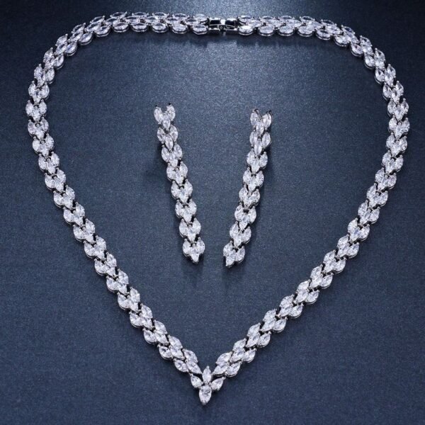 إكسسوارات بدلة العروس