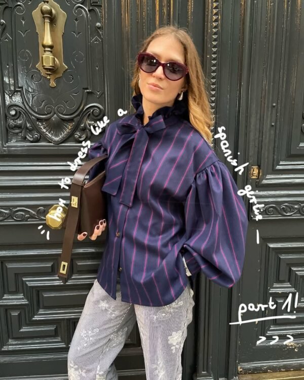 قميص نسائي مريح مخطط بألوان متباينة