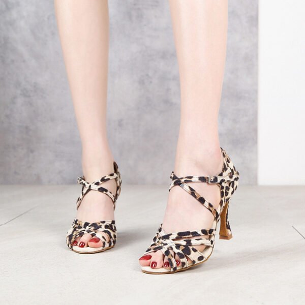 حذاء رقص لاتيني نسائي بطبعة جلد النمر بكعب ستيليتو وقاعدة ناعمة