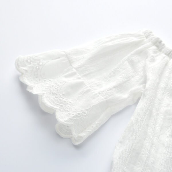 طقم جينز بناتي من الدانتيل واللؤلؤ