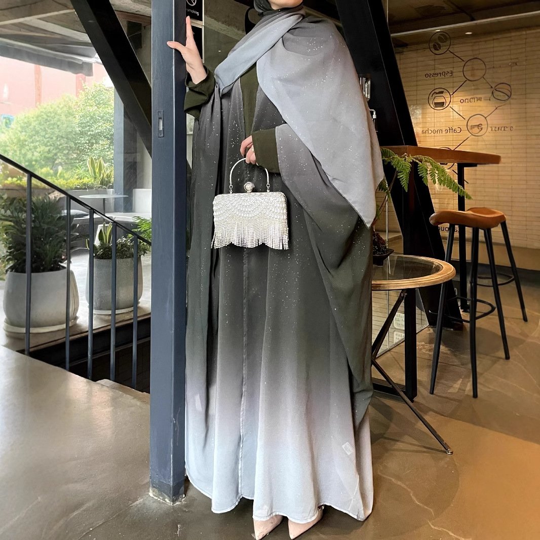 O1CN01HXzYL61xggjObnf0a_2216104036473-0-cib-1.jpg فستان نسائي إسلامي من جلاكسي فلاش روب