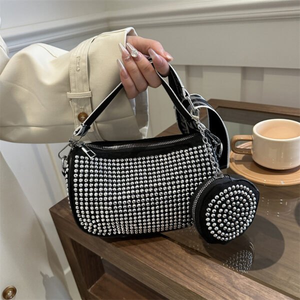 حقيبة كتف مرصعة بأحجار الراين مع محفظة صغيرة أنيقة للحفلات تحت الإبط حقيبة كروس بودي للنساء حقائب فاخرة من تصميم المصممين