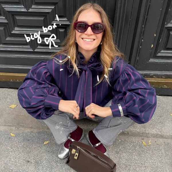 قميص نسائي مريح مخطط بألوان متباينة