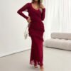 e5648fd5-ec59-4606-a8cb-d47913b56a6a-5.jpg فستان نسائي أنيق بقصّة ضيقة برقبة حرف V