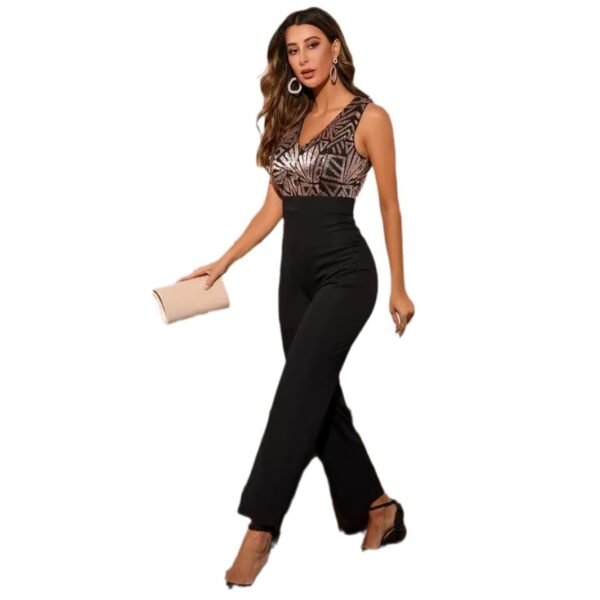 0898e753-0d87-4764-aae7-1682da94b31d.jpg جمبسوت بدون أكمام بفتحة رقبة على شكل حرف V عميقة ومطرزة بالترتر من تصميمات الموضة الأوروبية والأمريكية للنساء