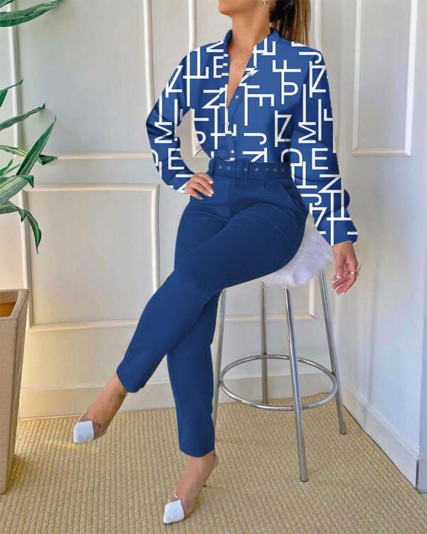 بدلة نسائية بطباعة رقمية وقميص بأكمام طويلة مع حزام وبنطلون