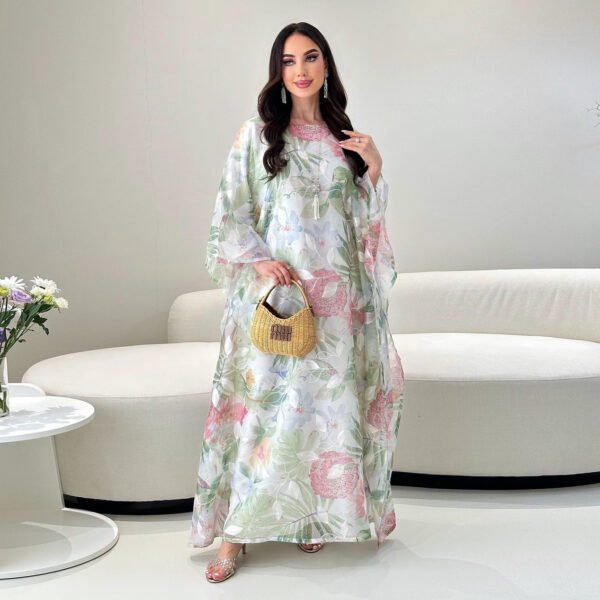 2a9e6c1b-6b01-4732-a4a5-eed6b3605c6d-4.jpg روب إليجانت بلوفر ملابس الشرق الأوسط