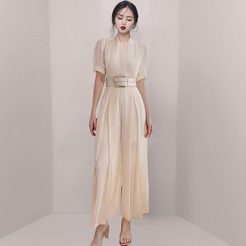 جمبسوت نسائي بتصميم مزاجي