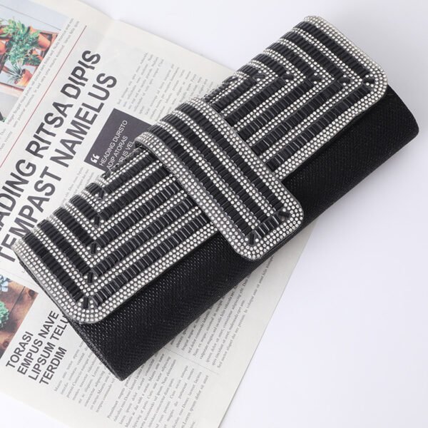 حقيبة نسائية مسائية محمولة بكتف واحد