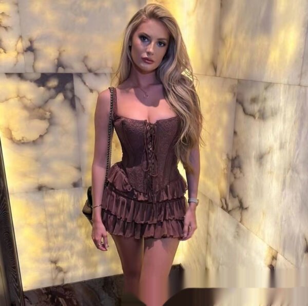 فستان بني اللون يحتوي على عظمة سمكة مربوطة من أعلى كعكة متوسطة الطول مجموعة جديدة للنساء