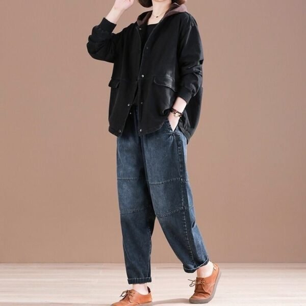 بنطلون جينز فضفاض بتصميم عتيق وواسع الحجم لإخفاء الدهون