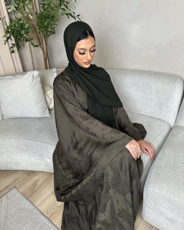 O1CN01OhP8V12EAUNH7REXu_2746468704-0-cib.jpg فستان نسائي كاجوال بلون سادة من الشرق الأوسط ودبي وتركيا