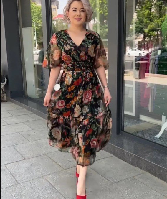 فستان نسائي من نيو ويست باترن