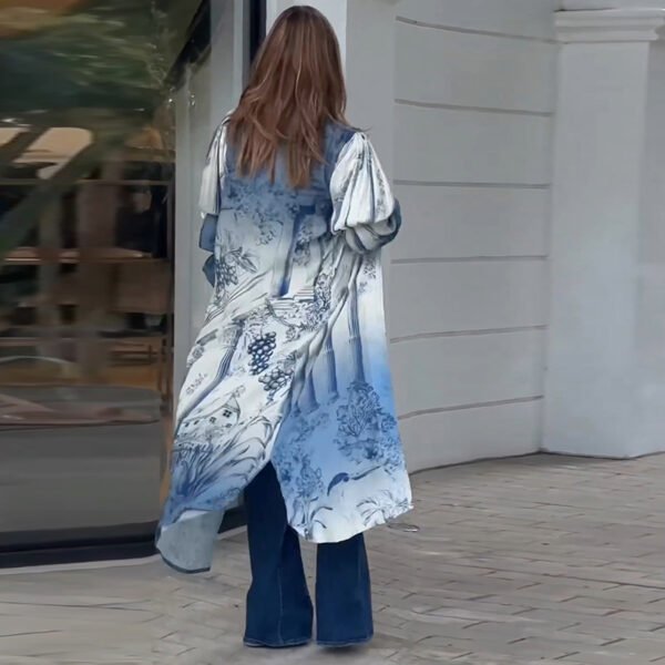 قميص طويل مطبوع باللون الأزرق كاجوال