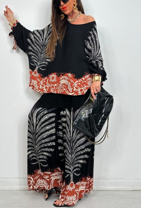 بدلة بنطلون واسع الساق بأكمام طويلة وطبعة زهور عتيقة