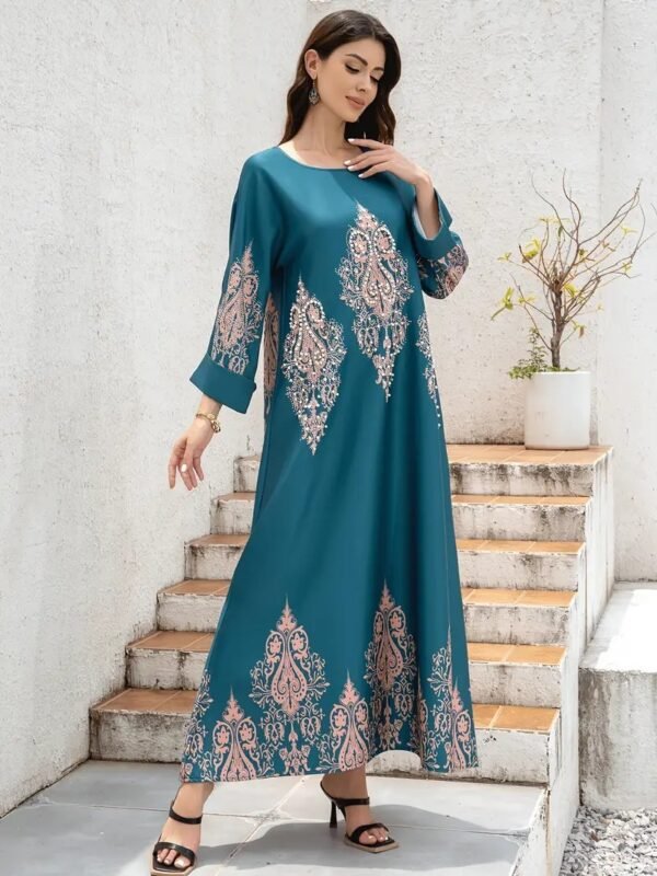 dedecbc1-5791-48b0-a2d2-da3636a288d4.jpg عباية نسائية من الشرق الأوسط - عباية طويلة بطبعة زهور