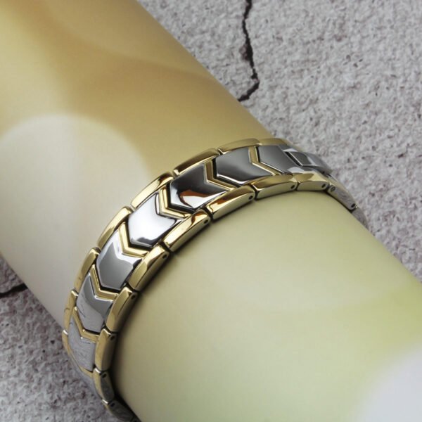 1819169845130.jpg سوار مغناطيسي ذهبي مزدوج الصف للرجال