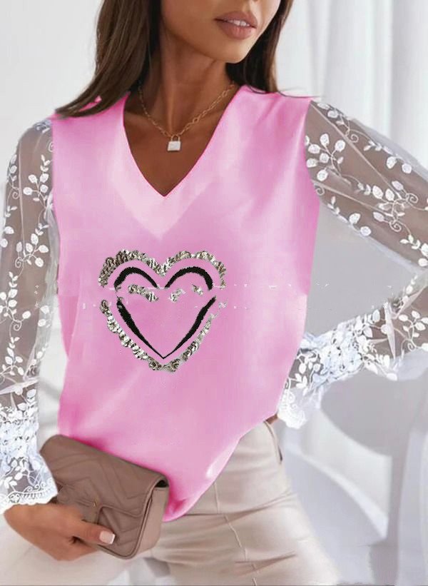 قميص تي شيرت نسائي بأكمام شبكية وخياطة مطبوعة على شكل حرف V ورقبة على شكل حرف V