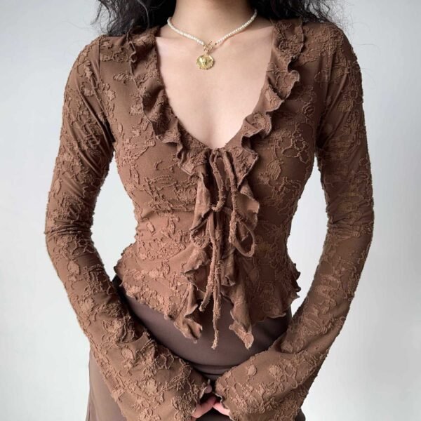 قميص برباط على شكل فطريات الأشجار بفتحة رقبة على شكل حرف V