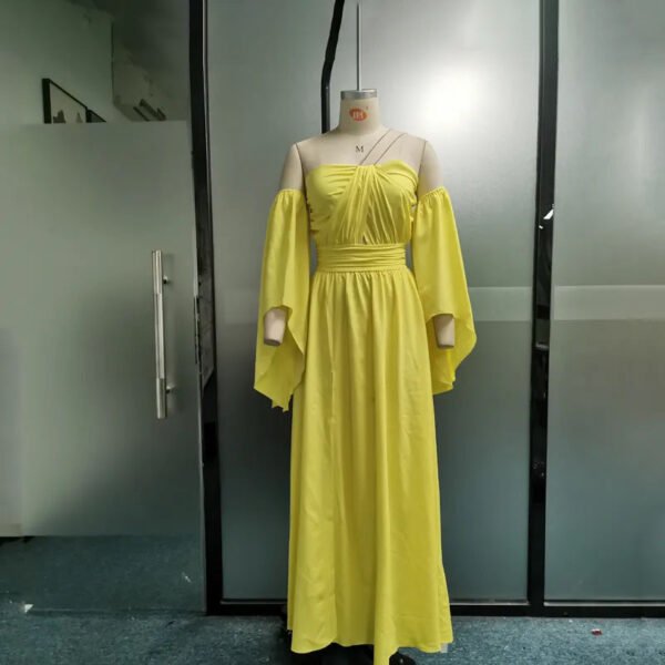5b72dcdd-8513-4db9-83ff-064fdd457a79.jpg فستان نسائي طويل بأكمام طويلة وجزء علوي من الأنبوب
