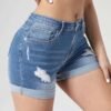 شورت جينز نسائي قصير بخصر عالٍ ومرن ومُجعد بفتحات أنيقة