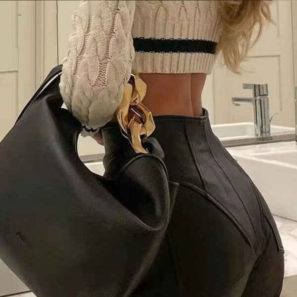 بنطلون جلدي كاجوال جديد للنساء من مادة البولي يوريثان بطول الكاحل وقصة ضيقة