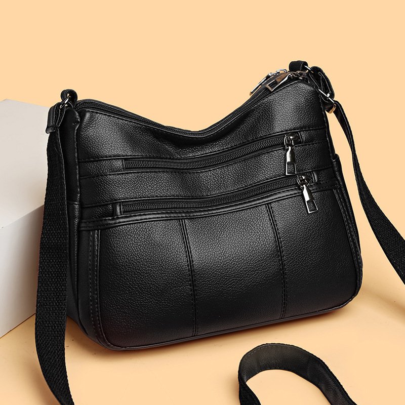 d9111736-d8fe-4a37-b81e-445c2315b888.jpg حقيبة كتف متعددة الأقسام