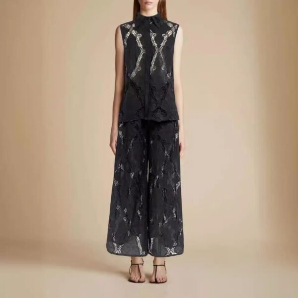 بدلة بولو مطرزة بدون أكمام بتصميم عطلة على شاطئ البحر