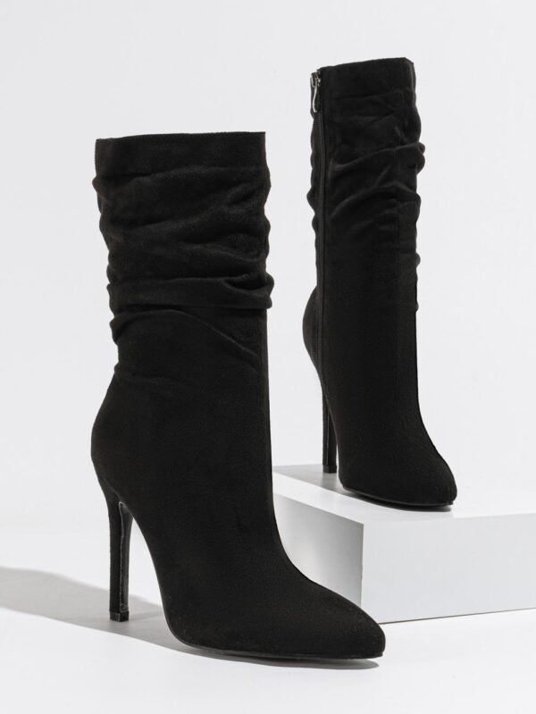 حذاء بوت جديد بتصميم طبيعي مدبب من الأمام وكعب عالٍ مزين بثنيات، مناسب لجميع المناسبات، مناسب للشارع