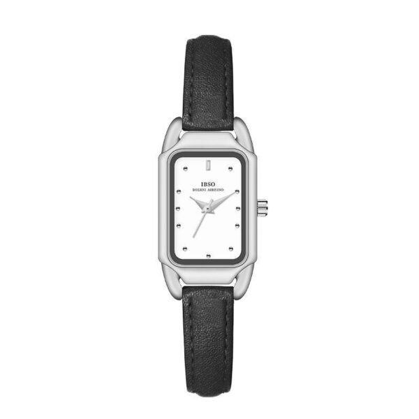 ساعة نسائية بحزام مربع بسيط بتصميم ريترو