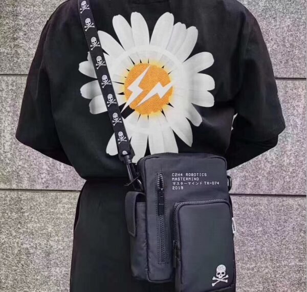 تي شيرت رجالي ونسائي كبير الحجم من هاي ستريت