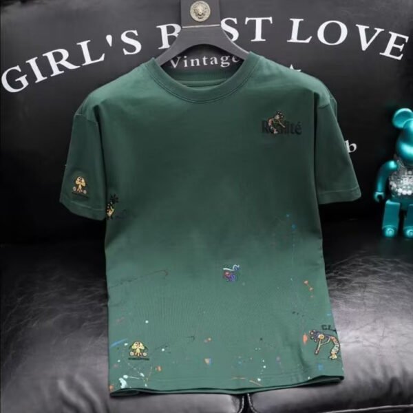 تي شيرت رجالي عصري مطرز برقبة دائرية