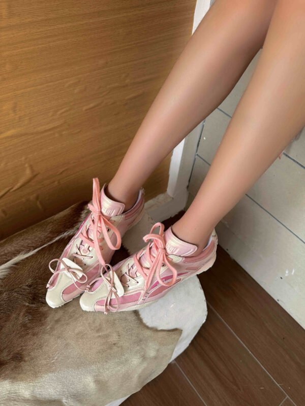 أحذية جديدة متعددة الاستخدامات لزيادة الطول