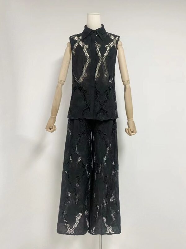 بدلة بولو مطرزة بدون أكمام بتصميم عطلة على شاطئ البحر